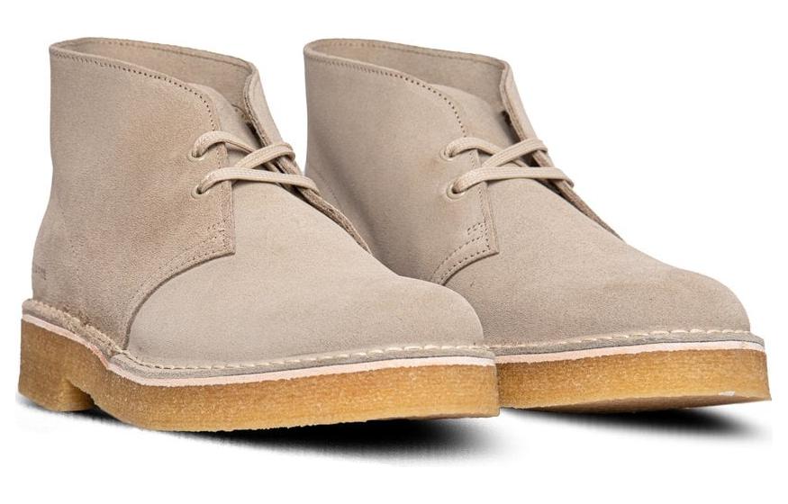 Lookbook Clarks 沙漠靴 '米色麂皮' 26155800