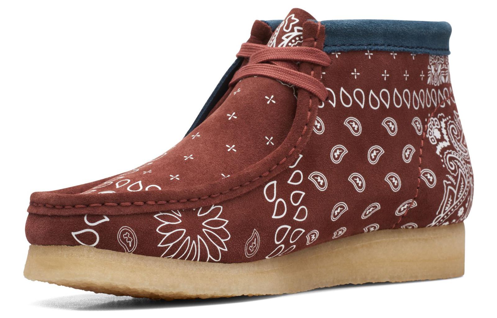 Order Clarks Originals Wallabee Boot Brick Paisley Pria/Wanita 26168826