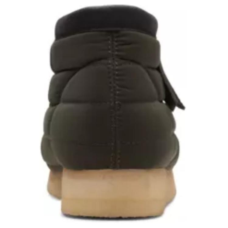Shop Clarks Originals Wallabee Bottes Kaki Matelassées 26168800