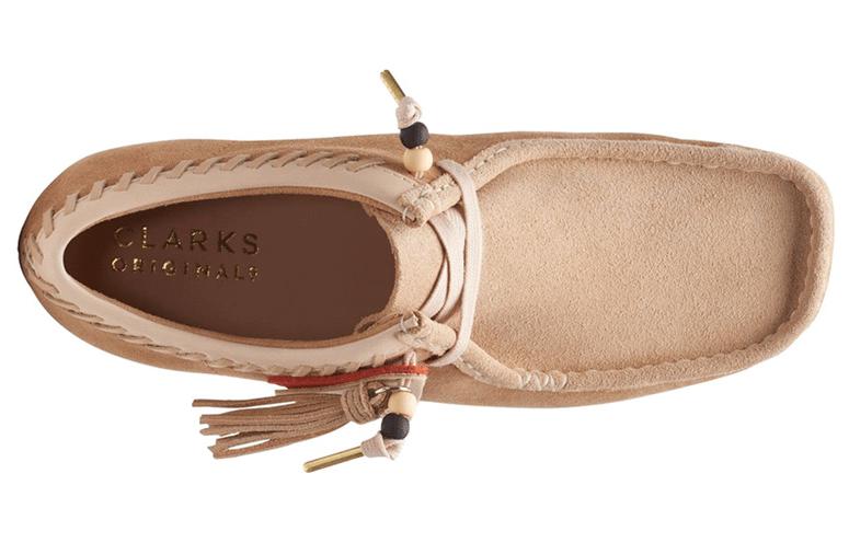 Lookbook Clarks Originals Wallabee Boot 天然棕色靴 26165427