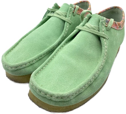 Clarks Originals Wallabee Stussy Sage 261424057090 Lookbook Clarks Originals Wallabee Stussy Sage 261424057090