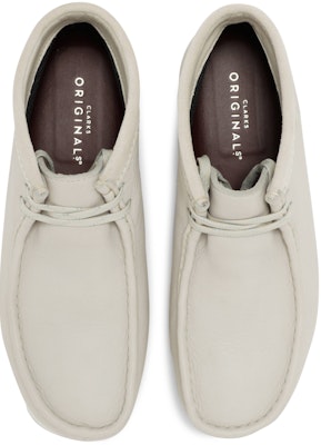 クラークス 古着 ワラビーGTX Ama Lou 白 AMA-LOU-WALLABEE Lookbook クラークス 古着 ワラビーGTX Ama Lou 白 AMA-LOU-WALLABEE