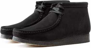 Shop Clarks Wallabee Boot 'Suede Hitam' 26155517