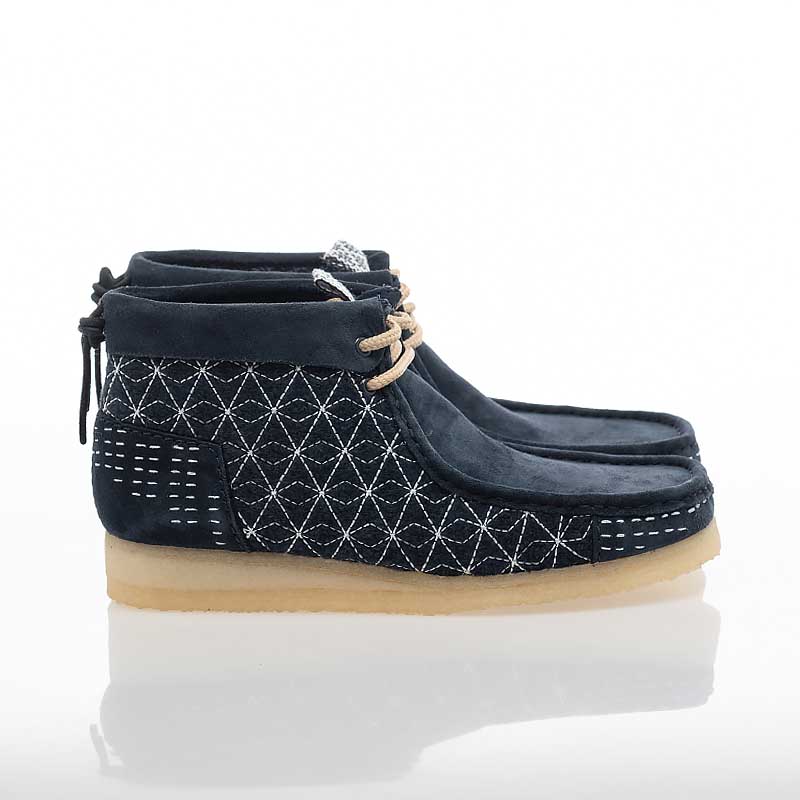 Clarks Wallabee Boot (Japanese Embroidery) Plain blue CLM69152R
