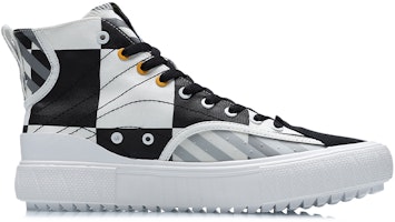 Li-Ning Classic Canvas Hi x Disney 'Putih Hitam' Sneakers AGCR179-3 Order Li-Ning Classic Canvas Hi x Disney 'Putih Hitam' Sneakers AGCR179-3