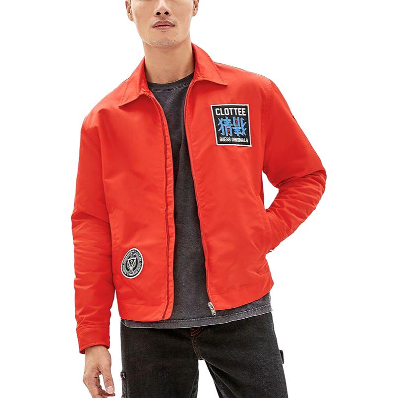 Shop CLOT x GUESS 红色徽标印花翻领夹克 CTJK21FG4002