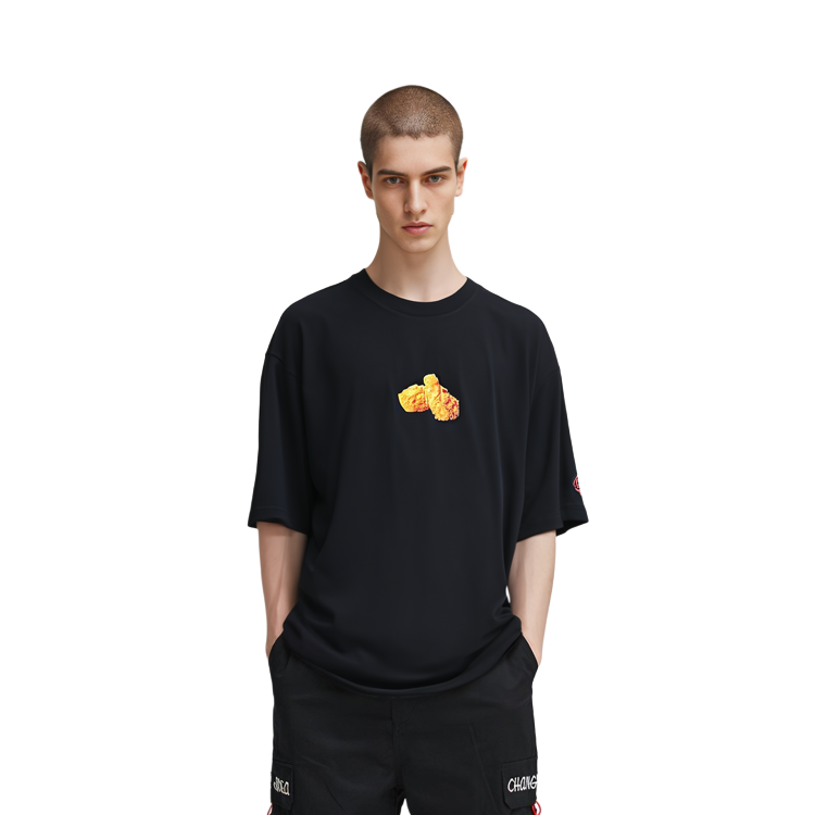 Purchase 클랏 x 맥스파이시 협업 치킨 윙 그래픽 블랙 반팔 티셔츠 CLTE23SMC108