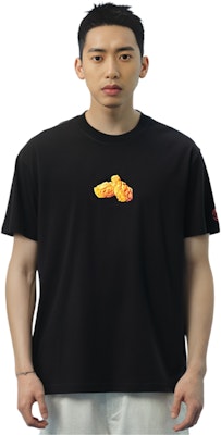 클랏 x 맥스파이시 협업 치킨 윙 그래픽 블랙 반팔 티셔츠 CLTE23SMC108 1