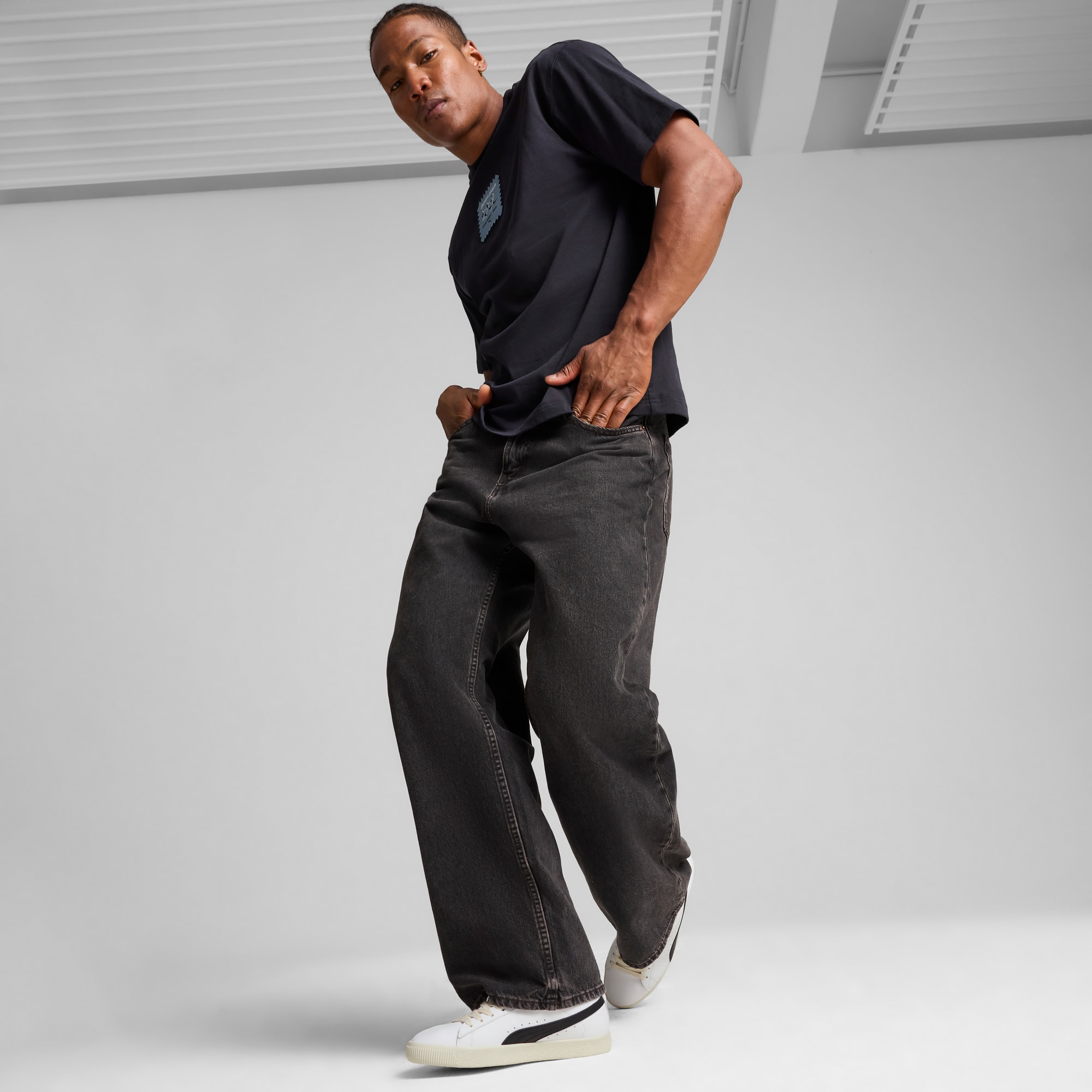 Lookbook Zapatillas de Cuero Clyde 398703-01