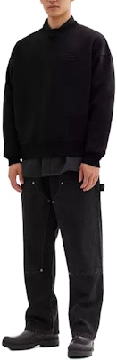 COACH Crewneck Hitam Lengan Panjang dengan Cetakan Huruf Solid. CL646-BLK Lookbook COACH Crewneck Hitam Lengan Panjang dengan Cetakan Huruf Solid. CL646-BLK