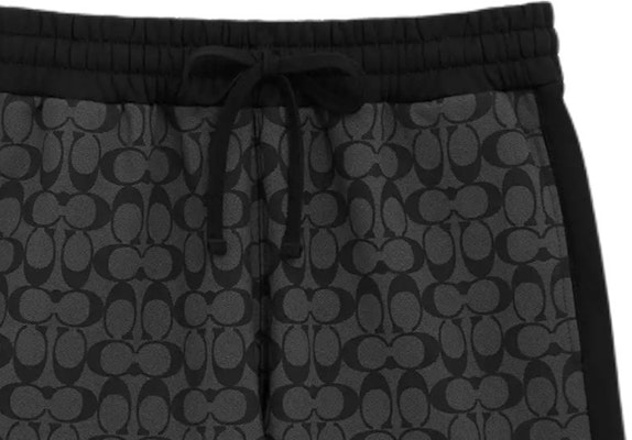 COACH Celana Pendek Hitam Signature Logo Print Kasual dengan Tali Serut. CQ237-R8E Sizing COACH Celana Pendek Hitam Signature Logo Print Kasual dengan Tali Serut. CQ237-R8E