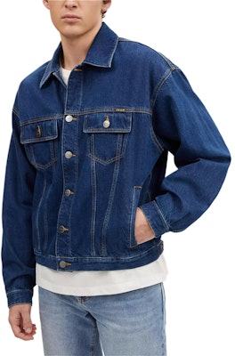 COACH Jaket Denim Biru dengan Motif Huruf dan Kerah Lipat. CO801-COK Purchase COACH Jaket Denim Biru dengan Motif Huruf dan Kerah Lipat. CO801-COK