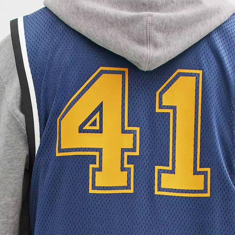 Sizing COACH Camiseta Sin Mangas Casual Azul con Logotipo Estampado. CJ380-DEB