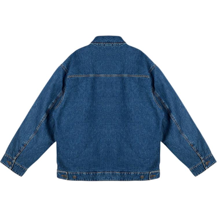 Lookbook COACH Jaket Denim Dark Wash dengan Kerah Resleting dan Lengan Panjang FW24. CV457-COK