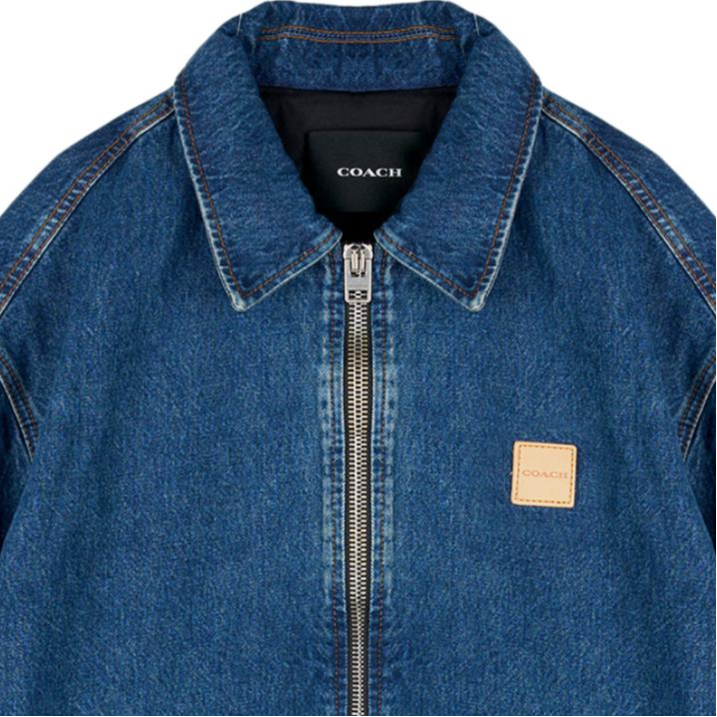 Details for COACH Jaket Denim Dark Wash dengan Kerah Resleting dan Lengan Panjang FW24. CV457-COK