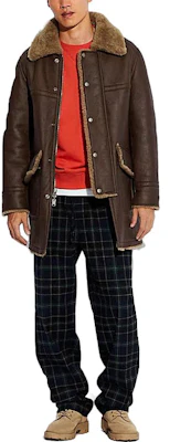 蔻驰羊羔毛皮夹克单排扣设计。 C6477-NV Details for 蔻驰羊羔毛皮夹克单排扣设计。 C6477-NV