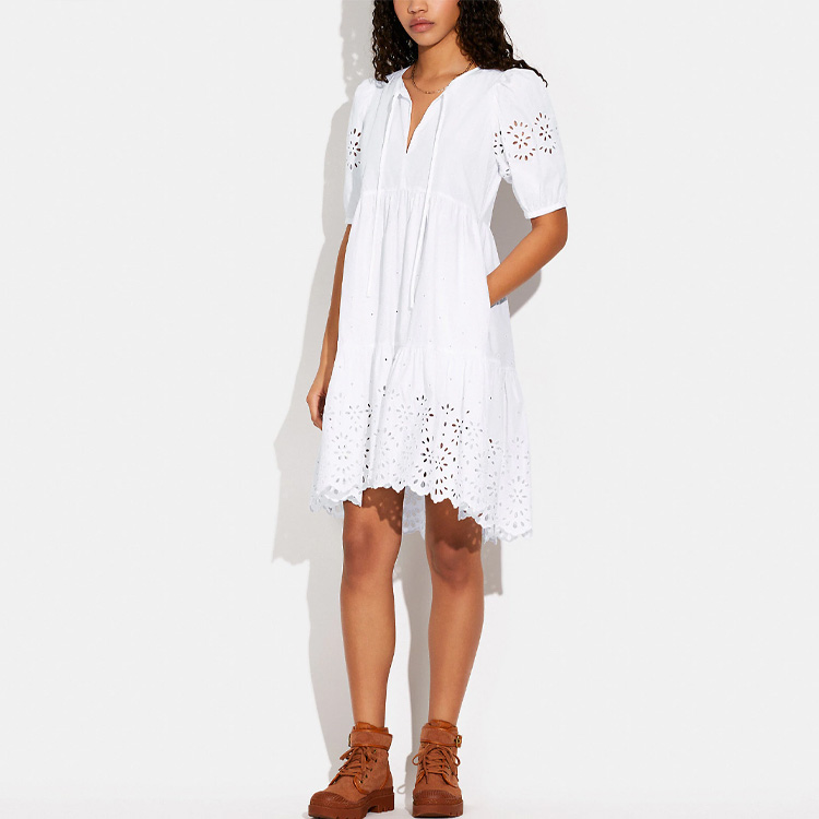 Lookbook COACH 白色蝴蝶結短袖洋裝 CA677-WHT