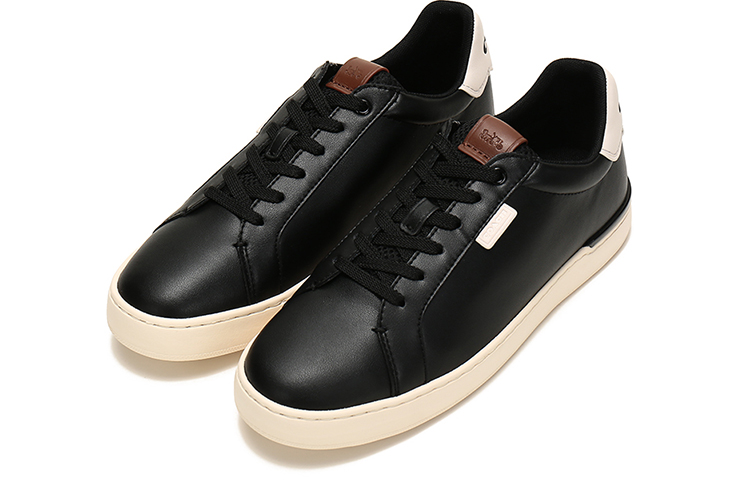 Lookbook Coach CitySole Lowline 'Hitam Putih' G5026_A16