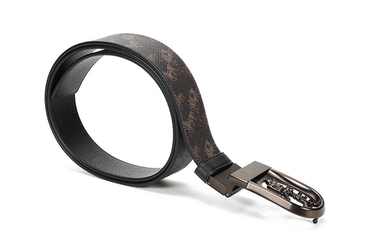 Lookbook Sabuk Kulit COACH Coated Canvas dengan Gesper Logo Carriage 3.6cm 4921-A7U