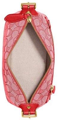 蔻驰半月包经典提花黄铜/运动红色款 Lookbook 蔻驰半月包经典提花黄铜/运动红色款