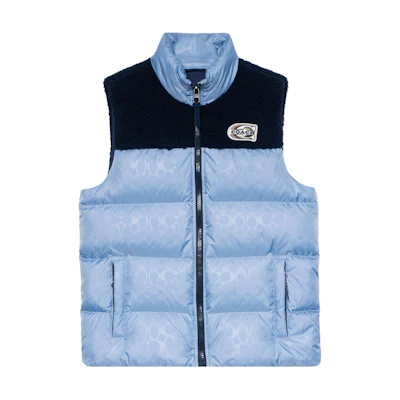 COACH FW22 Colorblock Logo Puffer Vest in Blue. CE332-BLU
