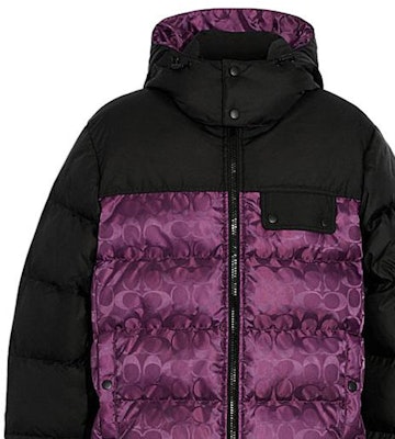 COACH FW22 拼接印花紫色連帽羽絨外套 CF880-UQE Shop COACH FW22 拼接印花紫色連帽羽絨外套 CF880-UQE