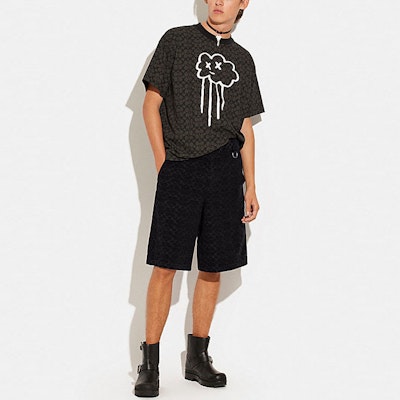 蔻驰 FW22 高腰标志印花休闲短裤 黑色 CG123-V5Z Lookbook 蔻驰 FW22 高腰标志印花休闲短裤 黑色 CG123-V5Z