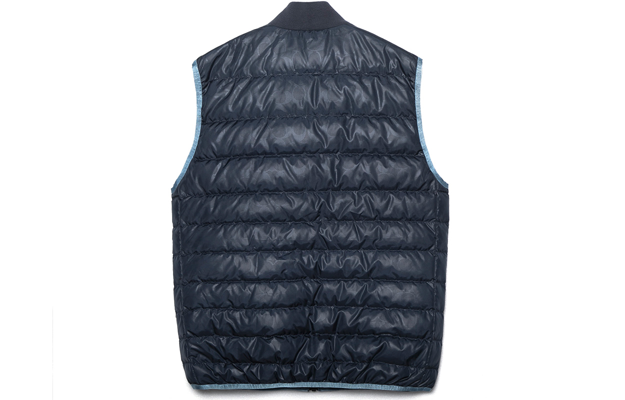 Lookbook COACH FW22 カラーブロック ロゴプリント ベスト カジュアル ブルー C7799-TQ6