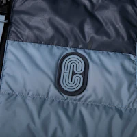 Shop COACH FW22 拼接色塊Logo印花背心 休閒藍 C7799-TQ6