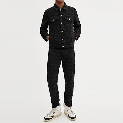 COACH FW23 黑色滿版印花單排扣休閒外套. CL362-OY2 Lookbook COACH FW23 黑色滿版印花單排扣休閒外套. CL362-OY2