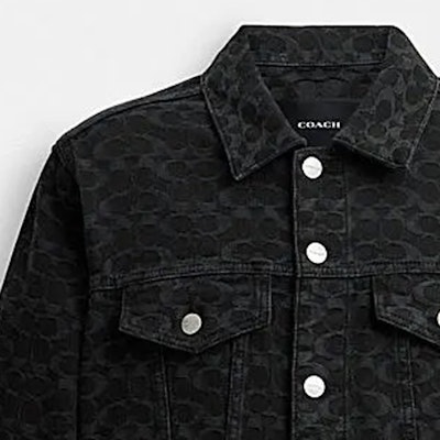 COACH FW23 黑色滿版印花單排扣休閒外套. CL362-OY2 Shop COACH FW23 黑色滿版印花單排扣休閒外套. CL362-OY2