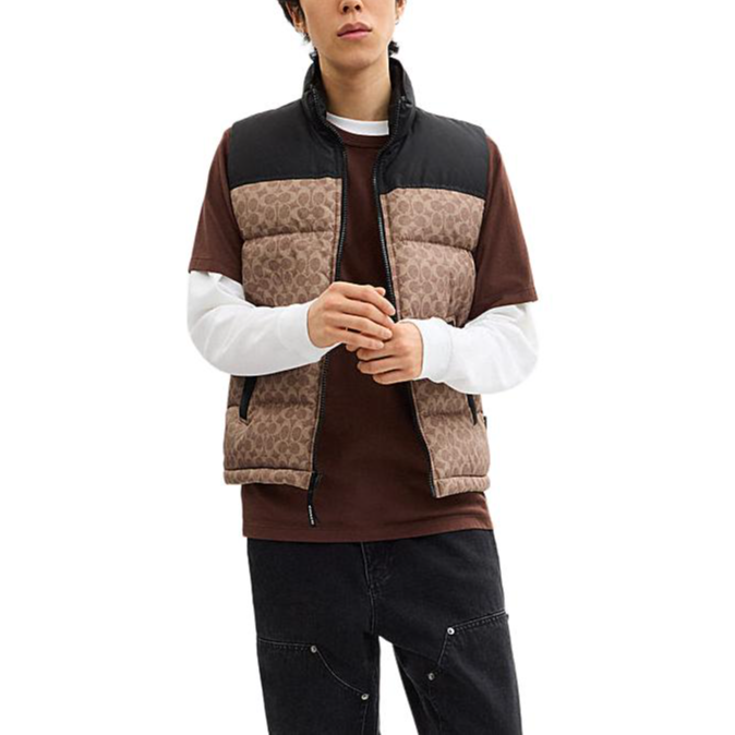 Lookbook COACH FW24 Jaket Zip-Up Berblok Warna Coklat/Kuning CU801-RYU