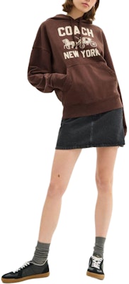 COACH FW25 Unisex Pullover Hoodie Long Sleeve Sweater. CBD23-BRN Purchase COACH FW25 Unisex Pullover Hoodie Long Sleeve Sweater. CBD23-BRN