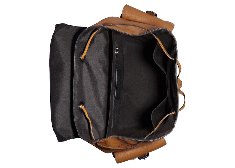 Lookbook Tas Ransel Coach Hudson Diary Embroidery Cokelat