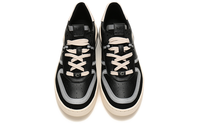 Shop 蔻驰真皮低帮鞋“灰黑色” G5015_CQBK