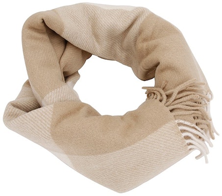 COACH Syal Wol Pola Kotak Warna-Warni Unisex Model Pasangan F76389-CAM Lookbook COACH Syal Wol Pola Kotak Warna-Warni Unisex Model Pasangan F76389-CAM