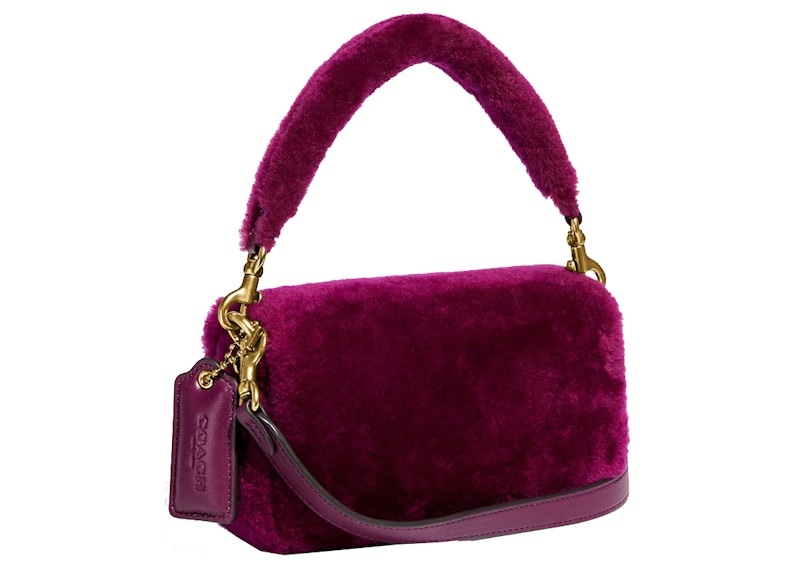 Order Tas Selempang Coach Pillow Tabby 18 Shearling Fuchsia
