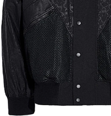 COACH SS21 Jaket Windbreaker Hitam Polos Pria 5915-BLK Purchase COACH SS21 Jaket Windbreaker Hitam Polos Pria 5915-BLK
