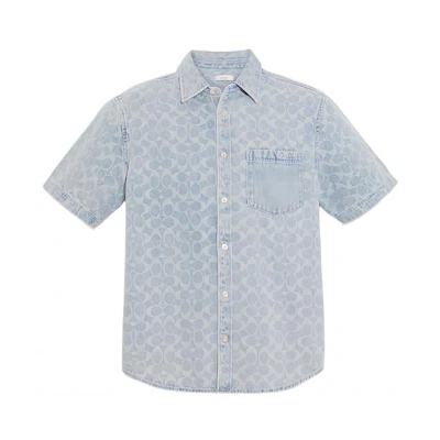COACH SS22 Light Blue Logo Print Denim Short Sleeve Shirt. C9222-S8M