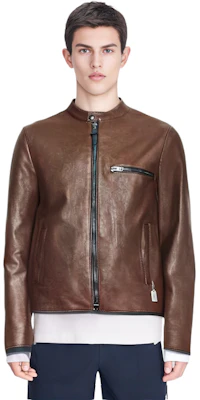 코치 SS23 브라운 솔리드 지퍼 포켓 롱슬리브 자켓 88799-N2X Lookbook 코치 SS23 브라운 솔리드 지퍼 포켓 롱슬리브 자켓 88799-N2X