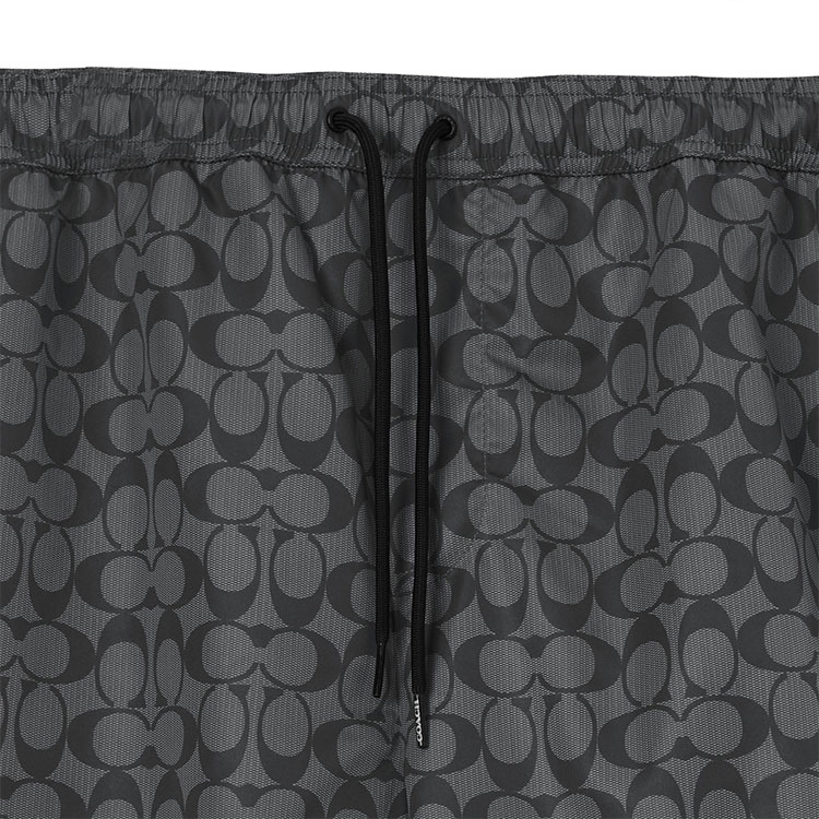 Shop コーチ SS23 ロゴプリント ドローストリング スイムショーツ - グレー. CG112-R8E