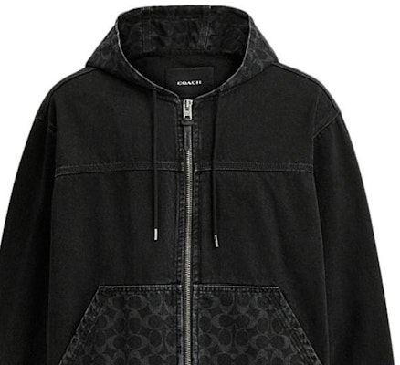 COACH SS24 黑色連帽外套,搭配標誌及撞色設計。 CR744-SDP Details for COACH SS24 黑色連帽外套,搭配標誌及撞色設計。 CR744-SDP