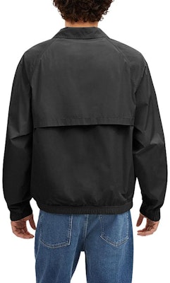 COACH SS24 黑色拉鍊外套,純色刺繡標誌設計。 CR483-BLK Shop COACH SS24 黑色拉鍊外套,純色刺繡標誌設計。 CR483-BLK