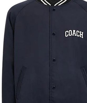 コーチ SS24 ネイビーブルー ロゴプリント シングルブレストジャケット. CO799-RF2 Details for コーチ SS24 ネイビーブルー ロゴプリント シングルブレストジャケット. CO799-RF2