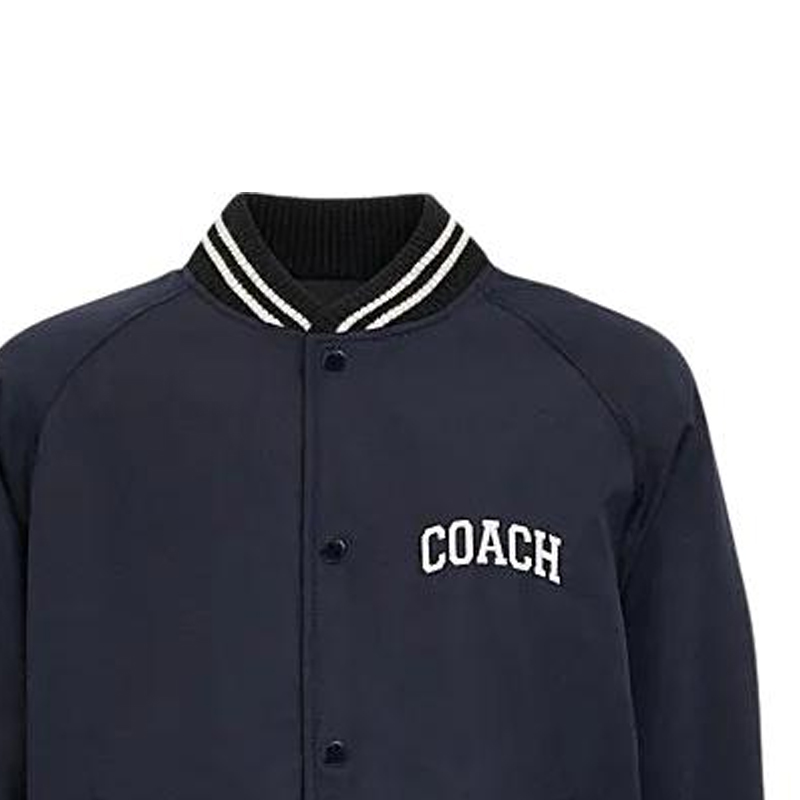 Sizing コーチ SS24 ネイビーブルー ロゴプリント シングルブレストジャケット. CO799-RF2