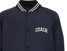 Sizing COACH SS24 Navy Blue Logo Print Single-Breasted Jacket. CO799-RF2