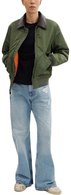 COACH SS24 纯色拉链翻领夹克 - 绿色 CN945-TV4 Lookbook COACH SS24 纯色拉链翻领夹克 - 绿色 CN945-TV4