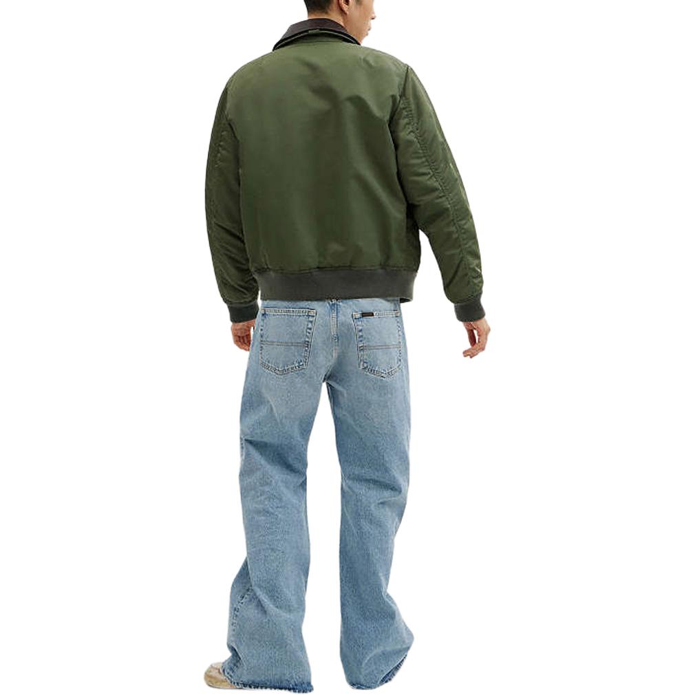 Shop COACH SS24 纯色拉链翻领夹克 - 绿色 CN945-TV4