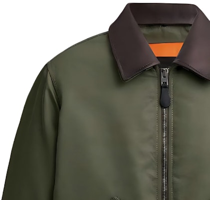 COACH SS24 纯色拉链翻领夹克 - 绿色 CN945-TV4 Details for COACH SS24 纯色拉链翻领夹克 - 绿色 CN945-TV4