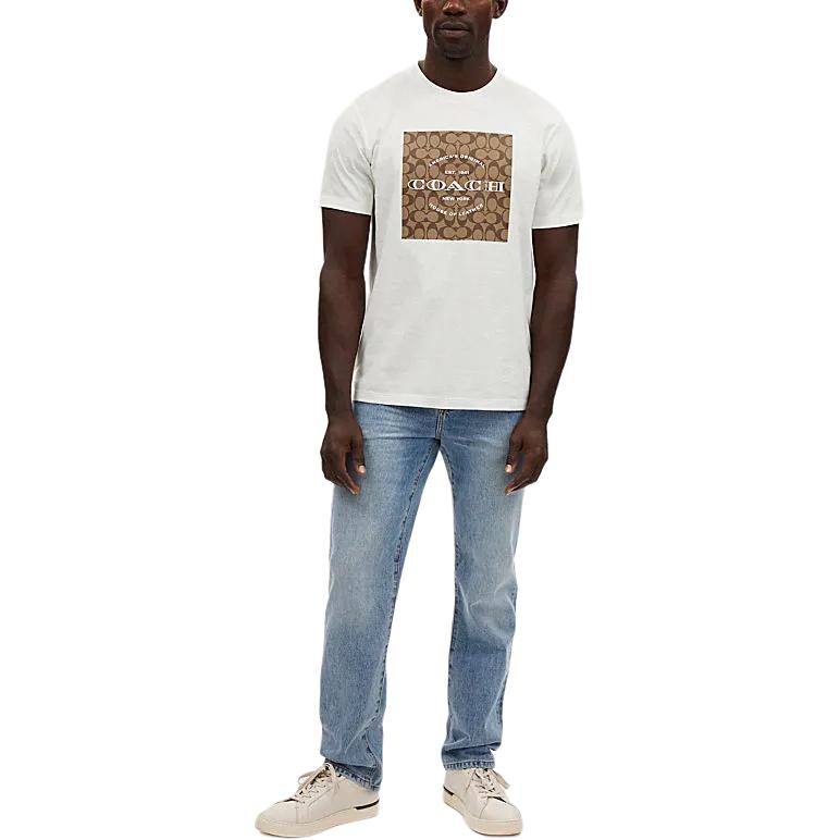 Lookbook コーチ SS24 ホワイト クルーネック Tシャツ レタープリントデザイン. CO790-WHT